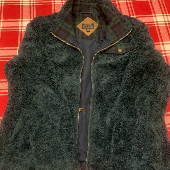 Pendleton Sweaters - Pendleton Women's Fuzzy Sherpa Full Zip Jacket in a dark blue/teal color-plaid